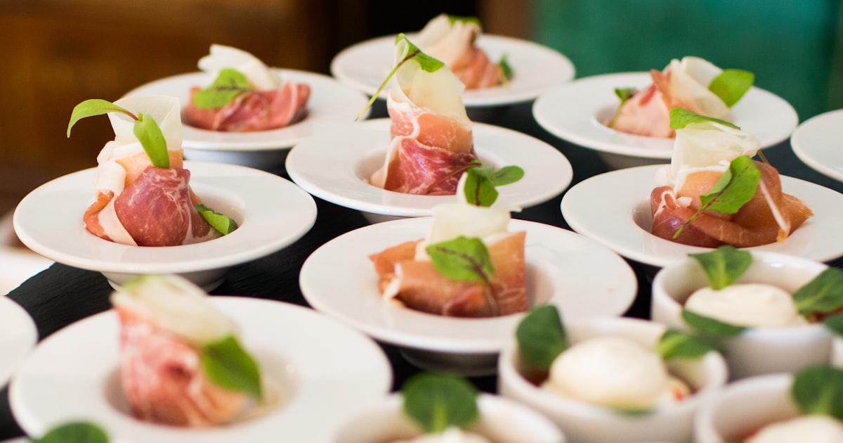 Office Lunch Catering: Why Go Local?